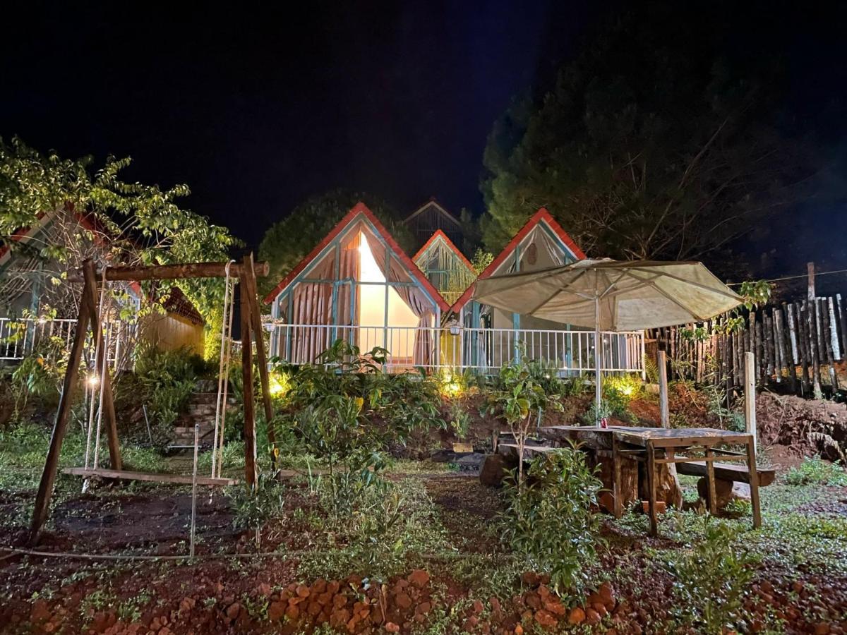 Paradiso Homestay Mangden Kon Von Kla Exterior photo